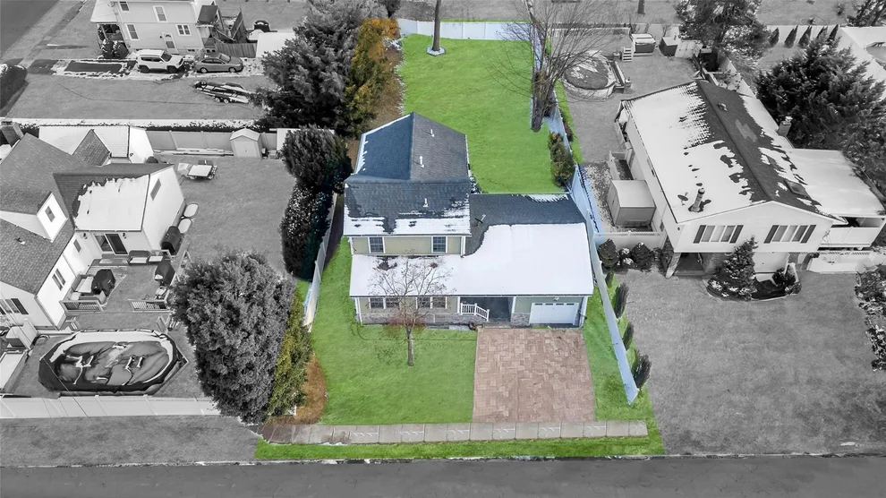 Unit for sale at 45 Ash Street, Babylon, NY 11757
