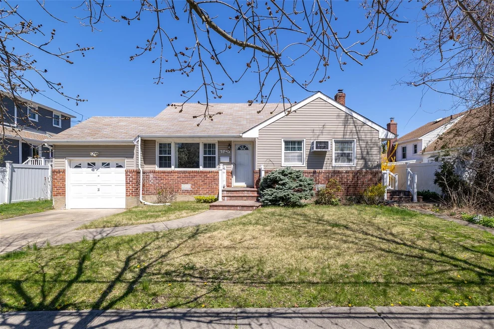 Unit for sale at 3783 Harbor Boulevard, Hempstead, NY 11783
