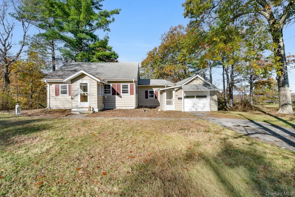 Unit for sale at 453 Pine Hill Road, Pleasant Valley, NY 12569