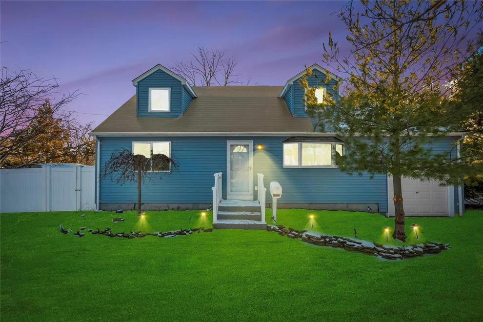 Unit for sale at 26 Raider Street, West Babylon, NY 11704