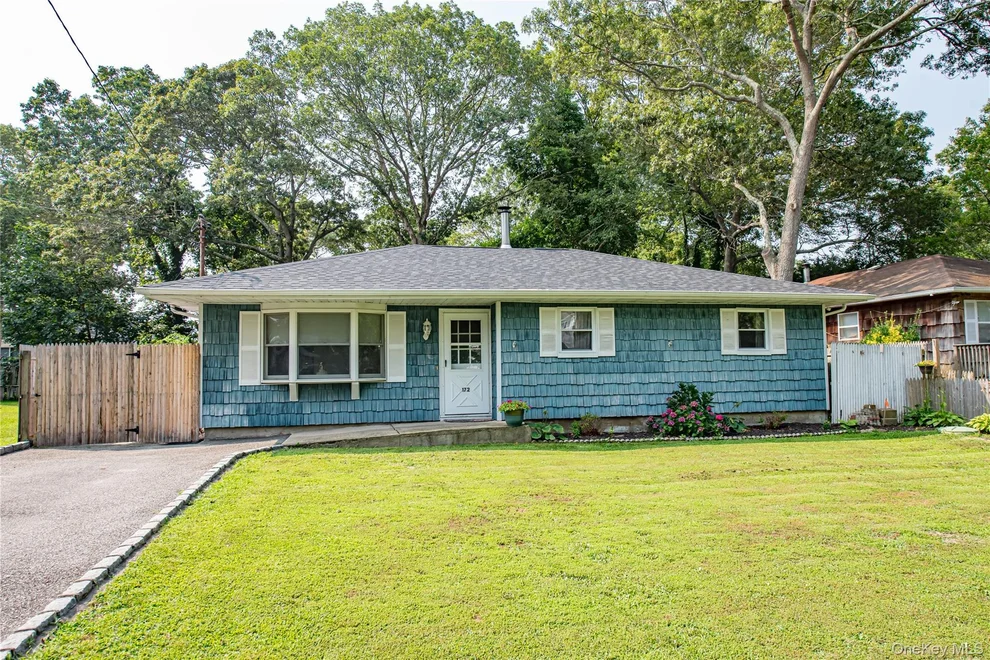 Unit for sale at 172 Southaven Avenue, Brookhaven, NY 11950
