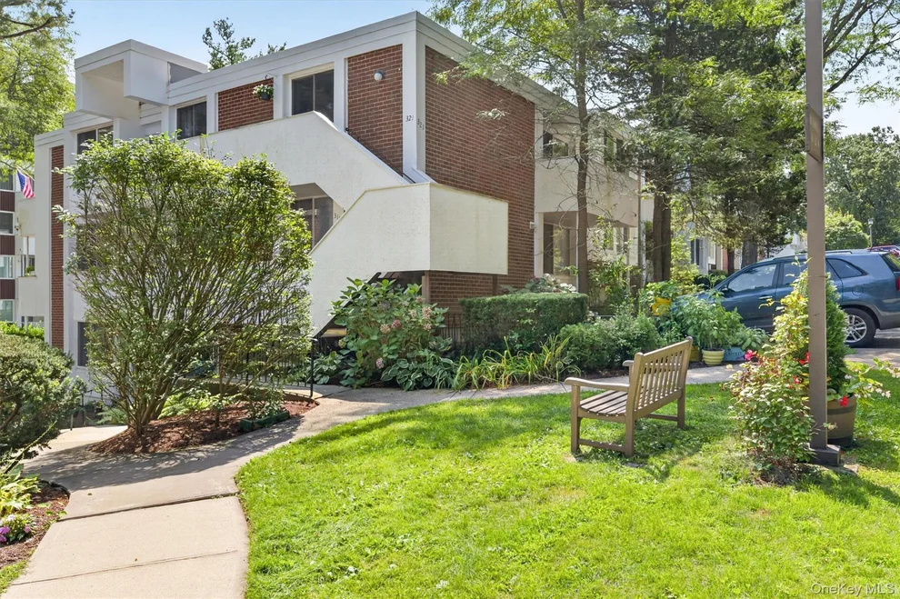 Unit for sale at 311 Tallwood Drive, Greenburgh, NY 10530