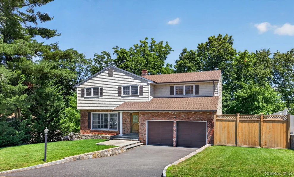 Unit for sale at 7 Overlook Road, Greenburgh, NY 10522