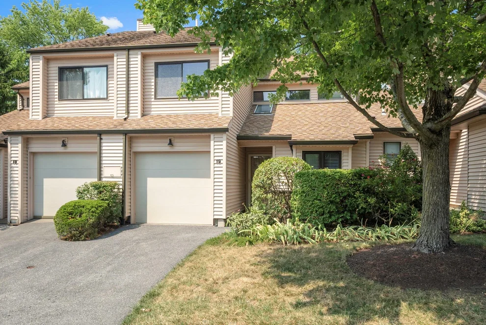 Unit for sale at 19 Hudson Watch Drive, Ossining, NY 10562