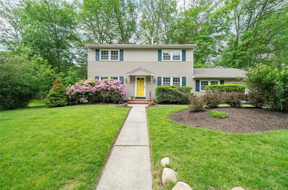 Unit for sale at 348 E Central Avenue, Orangetown, NY 10965