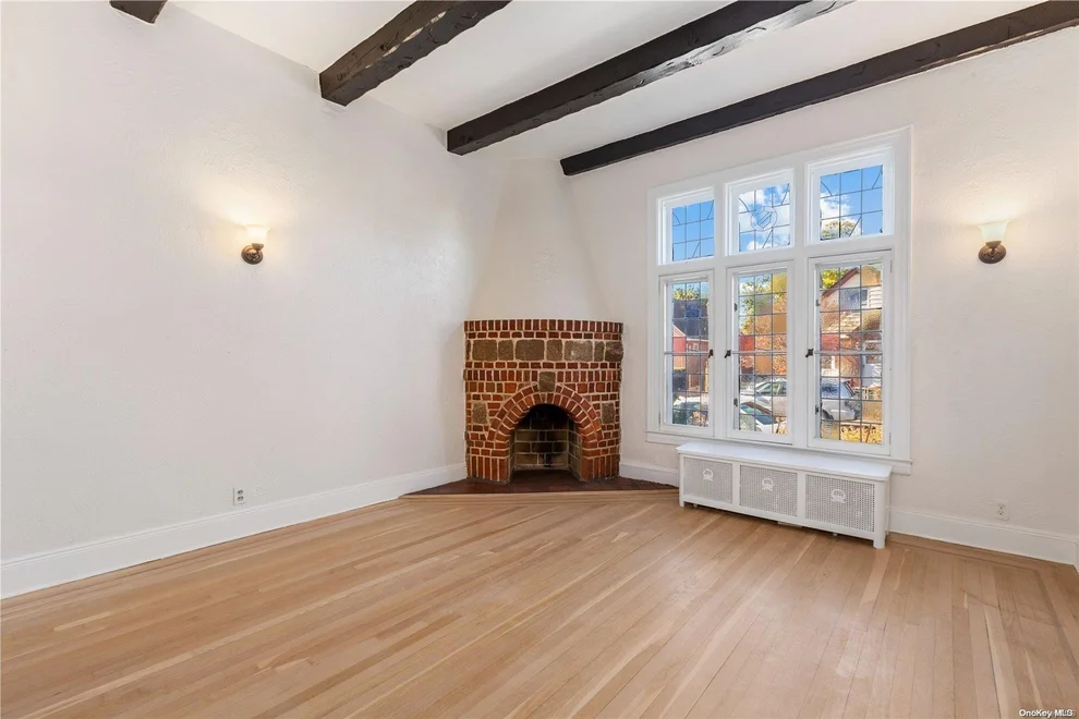 Unit for sale at 130-41 224th Street, New York, NY 11413