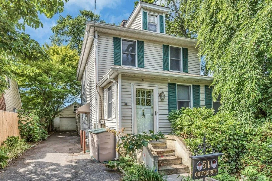 Unit for sale at 51 Cross Street, Glen Cove, NY 11560