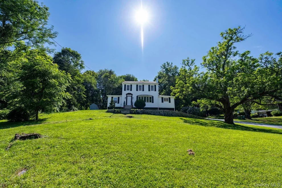 Unit for sale at 2123 New Hackensack Rd, Poughkeepsie (Town), NY 12603
