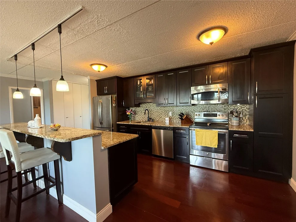 Unit for sale at 300 High Point Drive, Greenburgh, NY 10530