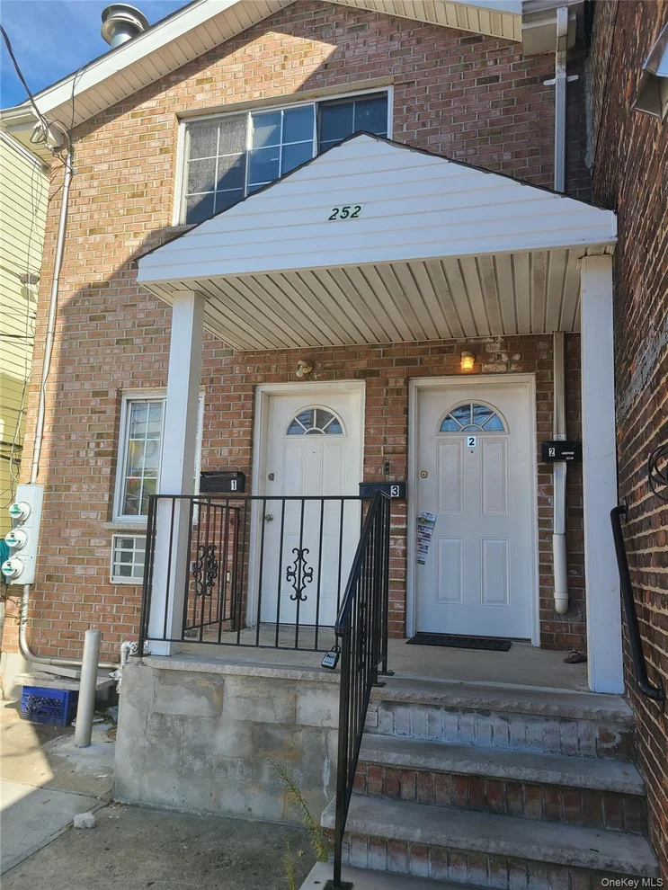 Unit for sale at 252 Soundview Avenue, New York, NY 10473