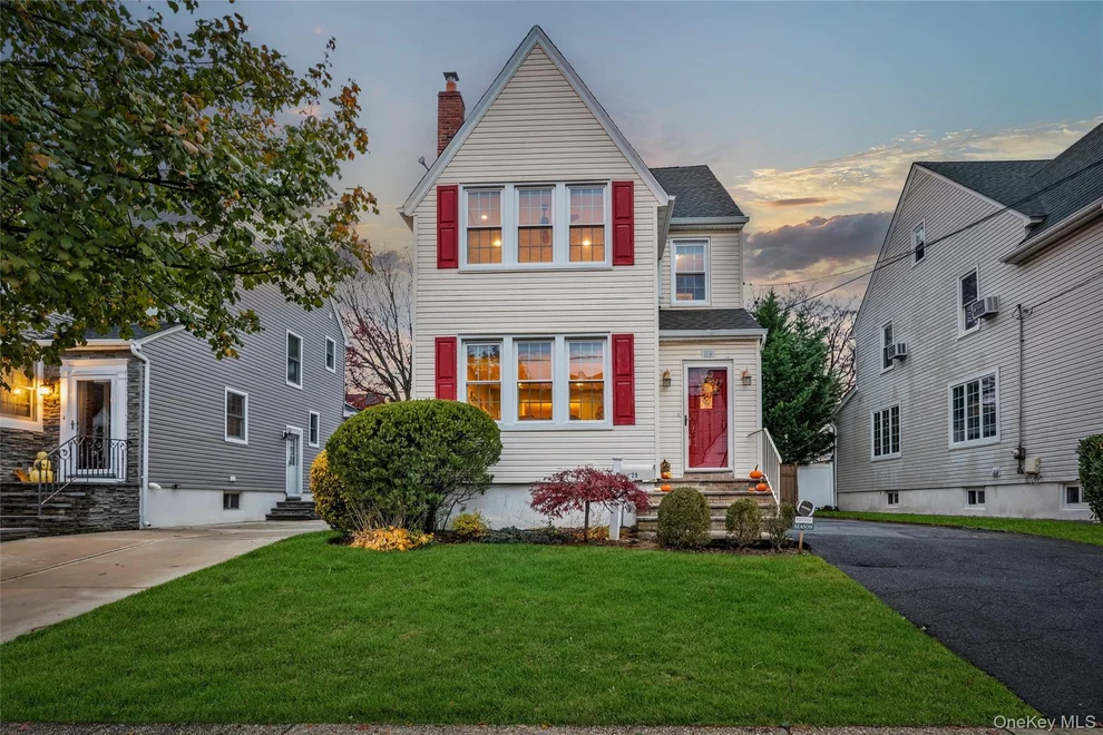 Unit for sale at 29 Orleans Road, Hempstead, NY 11581