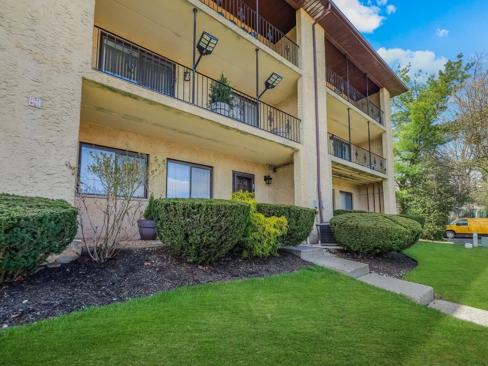 Unit for sale at 13 Omni Parc Drive, Clarkstown, NY 10954