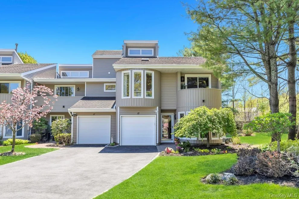 Unit for sale at 12 Kristin Lane, Smithtown, NY 11788