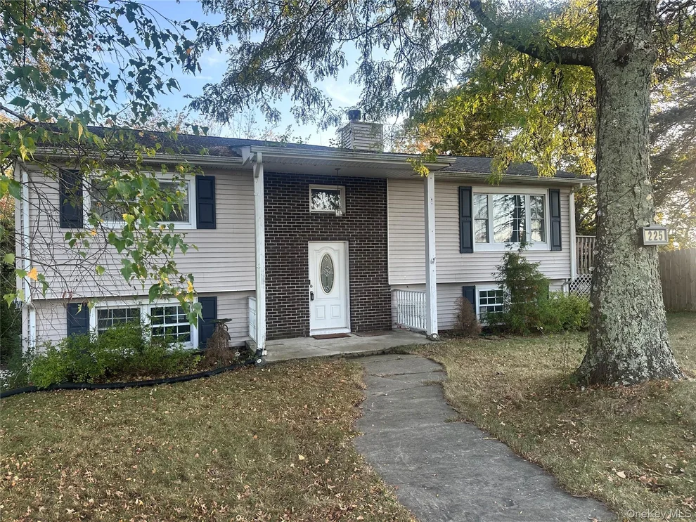 Unit for sale at 225 Knoell Road, Goshen, NY 10924