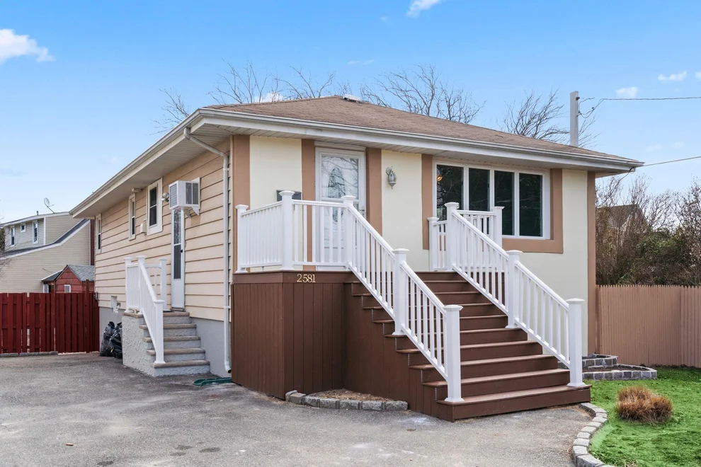 Unit for sale at 2581 Newbridge Road, Hempstead, NY 11710