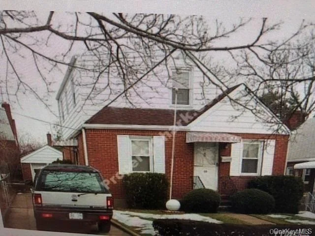 Unit for sale at 33 Ludlam Avenue, Hempstead, NY 11003