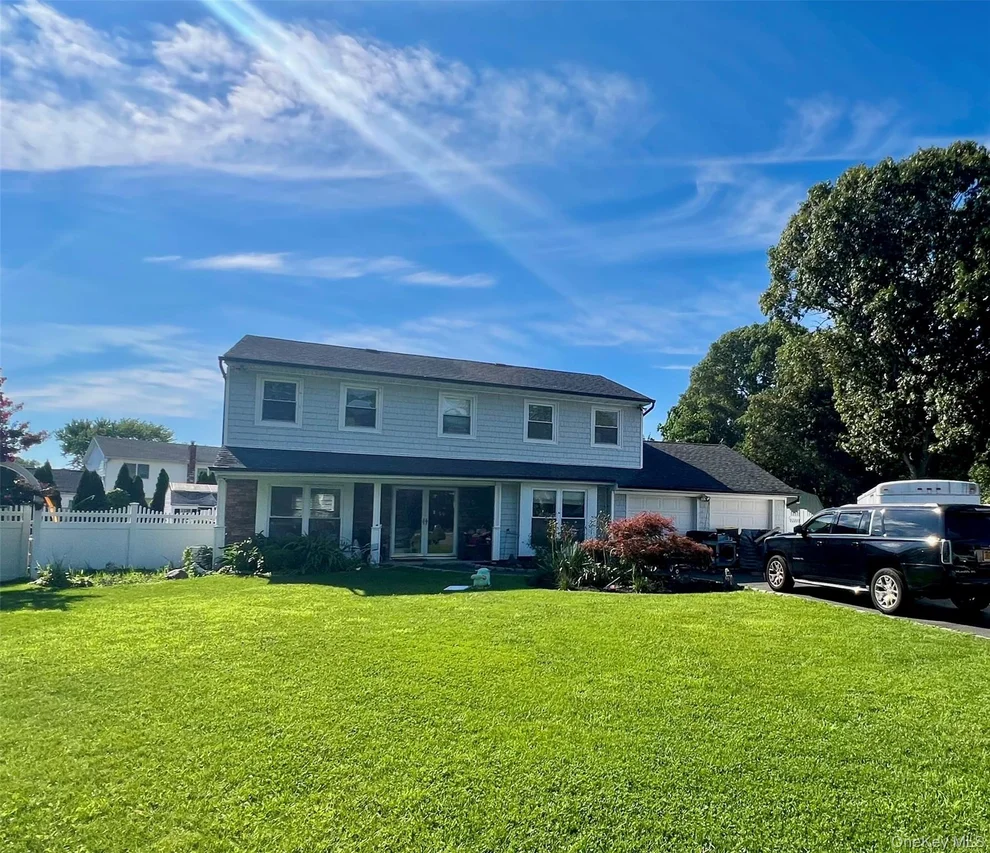 Unit for sale at 7 Carston Street W, Brookhaven, NY 11784