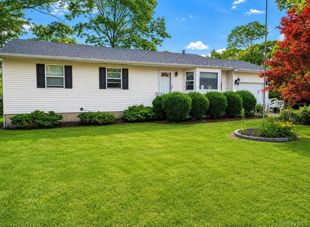 Unit for sale at 423 Free State Drive, Brookhaven, NY 11967