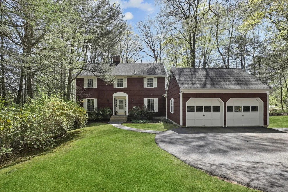 Unit for sale at 16 Gregory Lane, New Castle, NY 10546