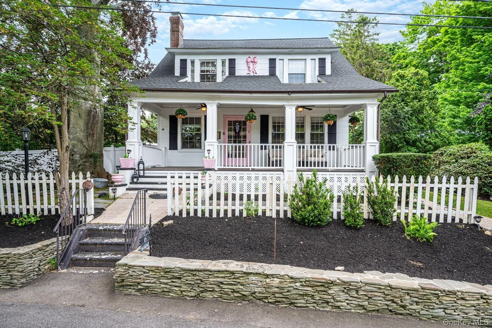 Unit for sale at 6 New York Avenue, Brookhaven, NY 11790