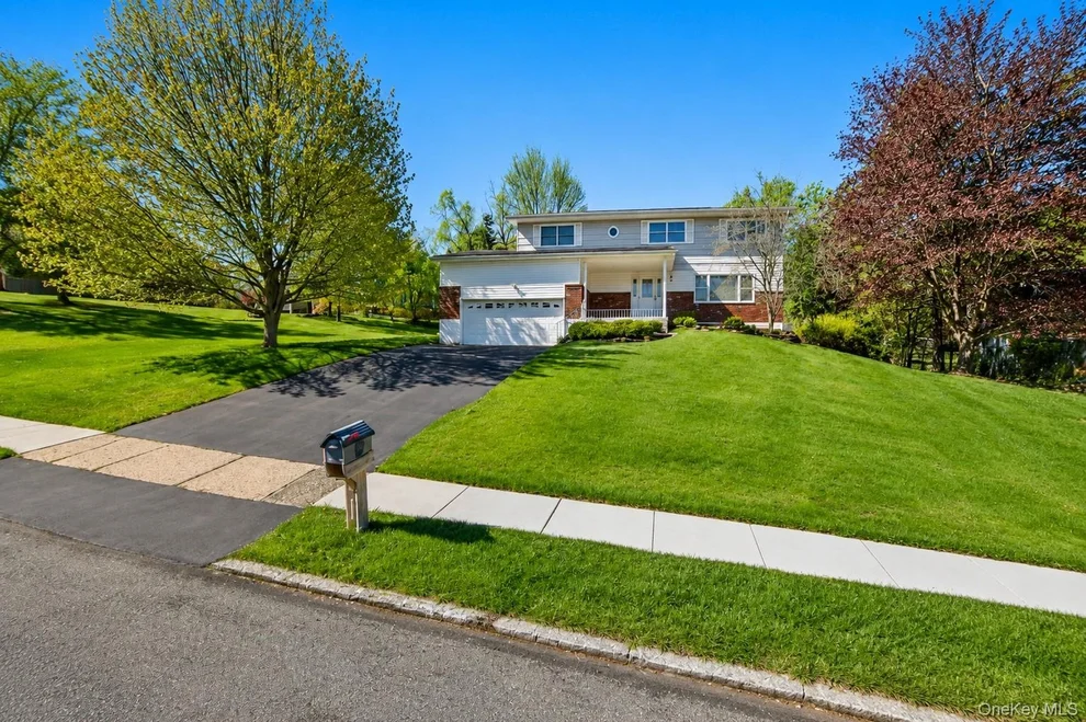Unit for sale at 4 Ironworks Road, Monroe, NY 10950