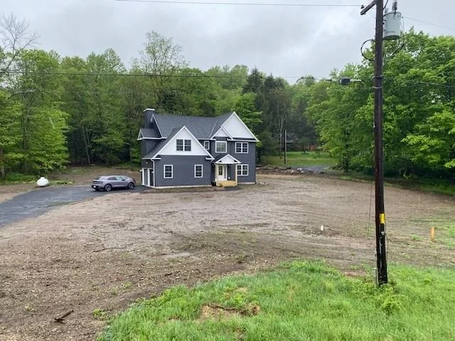 Unit for sale at 257 Pine Hill Road, Minisink, NY 10998