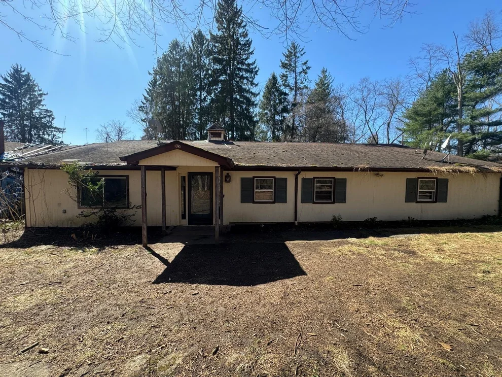 Unit for sale at 15 Old Farm Lane, Southeast, NY 10509