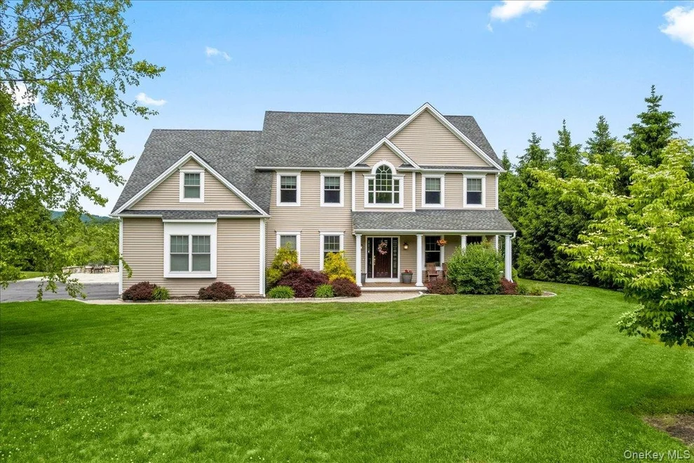 Unit for sale at 8 Shailin Lane, Southeast, NY 10509