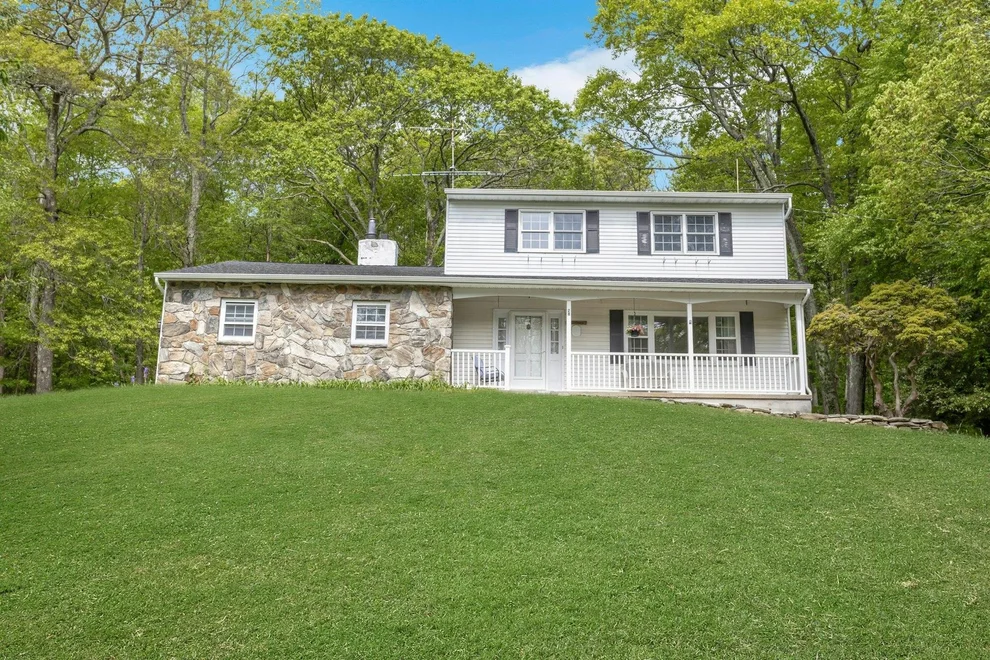 Unit for sale at 28 Mey Crescent Road, East Fishkill, NY 12582