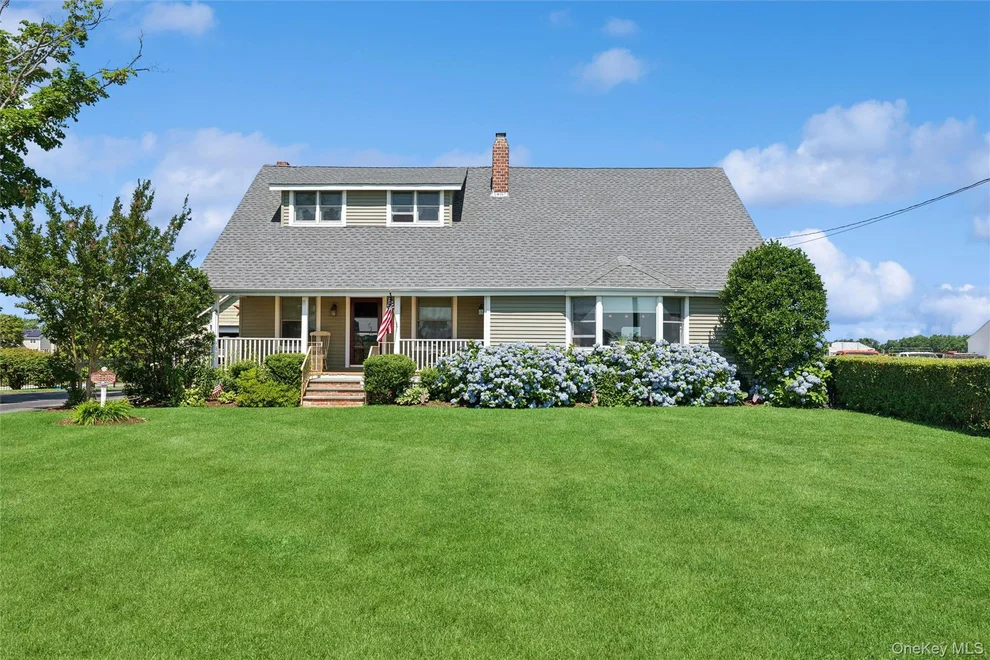 Unit for sale at 10415 Oregon Road, Southold, NY 11935