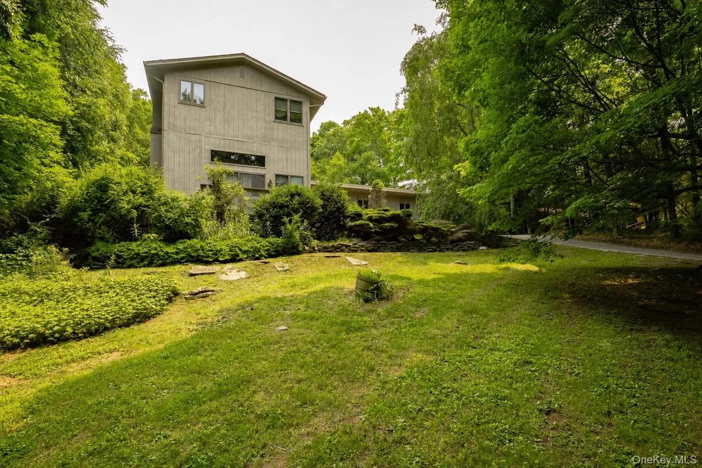 Unit for sale at 185 White Pond Road, East Fishkill, NY 12582