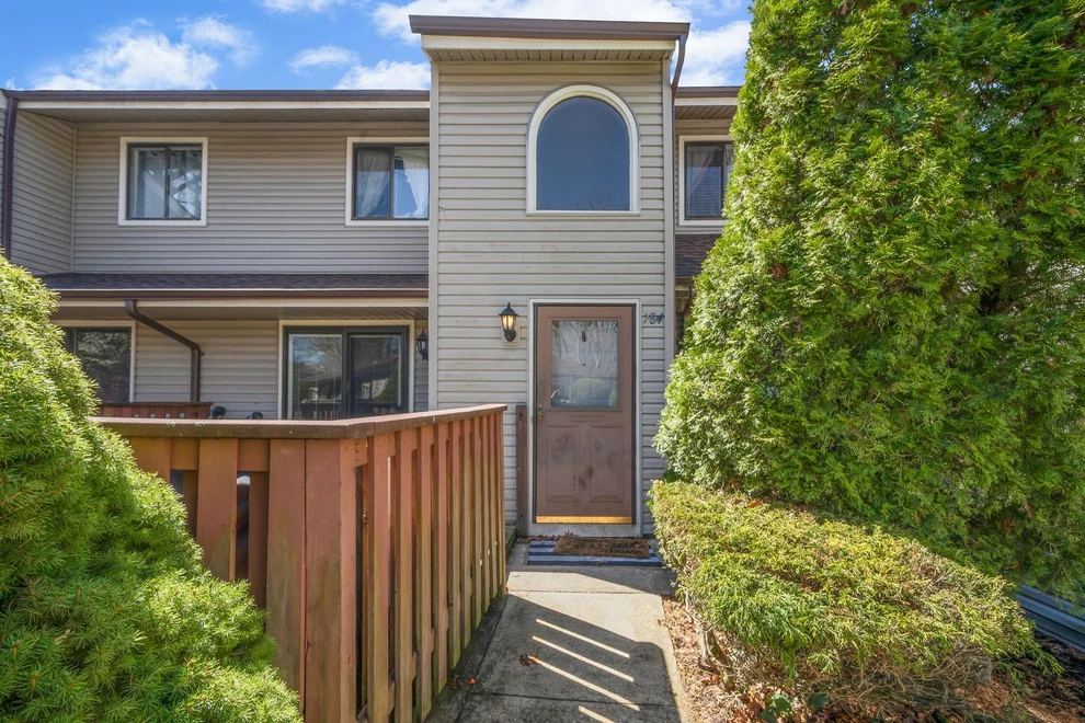 Unit for sale at 784 Hilltop Court, Brookhaven, NY 11727