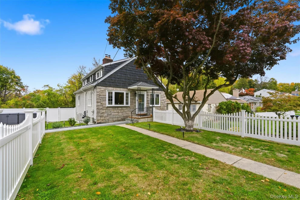 Unit for sale at 20 Shelley Avenue, Greenburgh, NY 10530