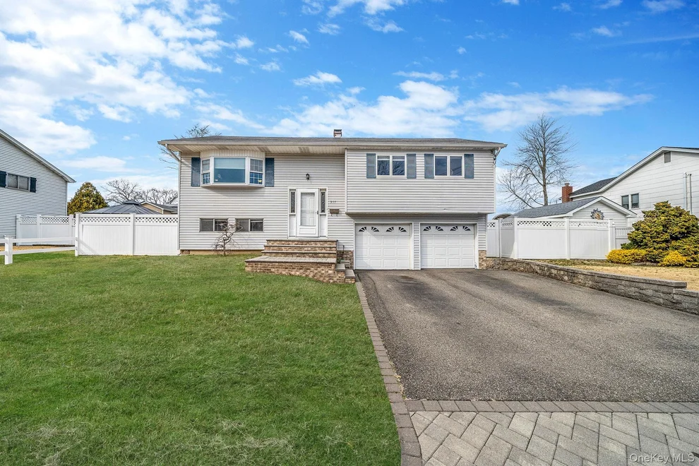 Unit for sale at 317 Garden City Street, Islip, NY 11752