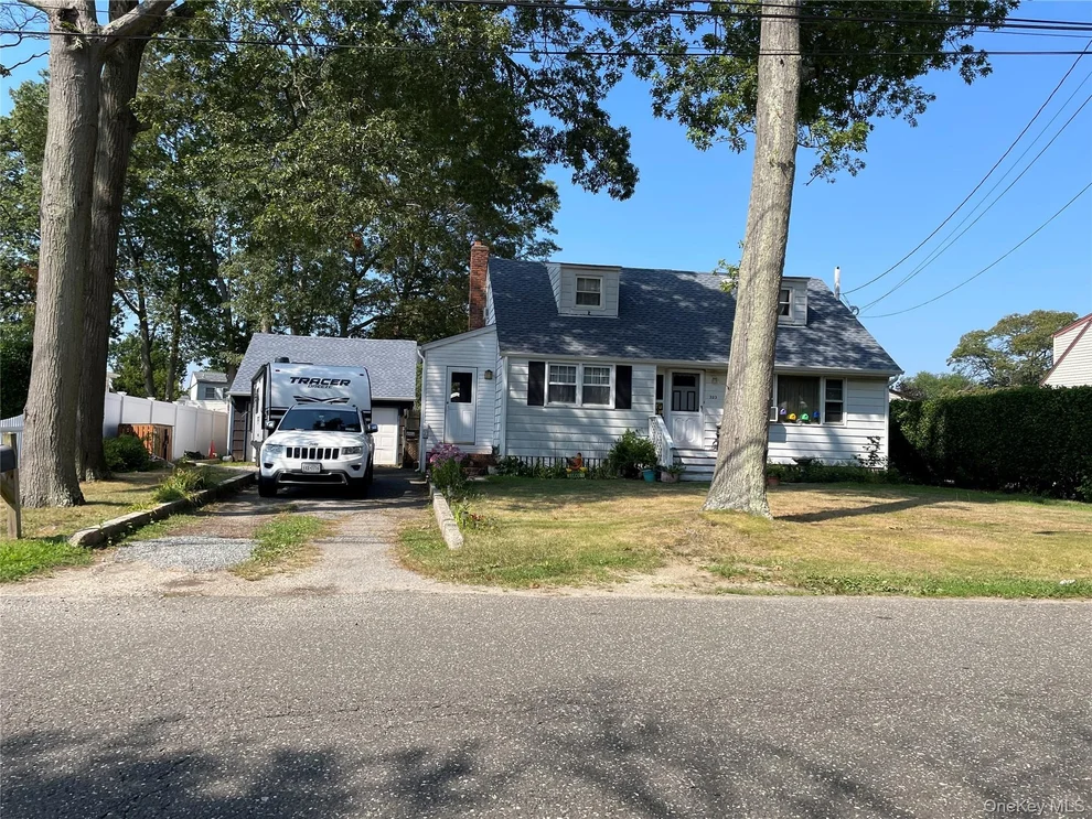 Unit for sale at 323 Grand Avenue, Babylon, NY 11757