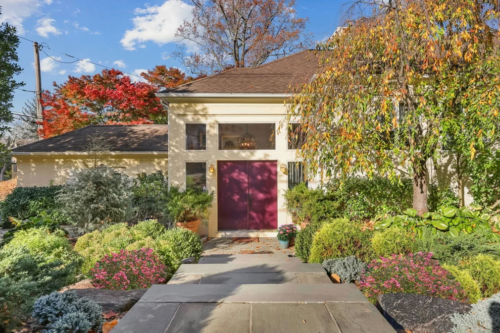 Unit for sale at 93 Tanglewylde Avenue, Eastchester, NY 10708