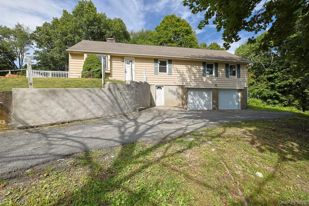 Unit for sale at 62 Hillcrest Drive, Poughkeepsie, NY 12603
