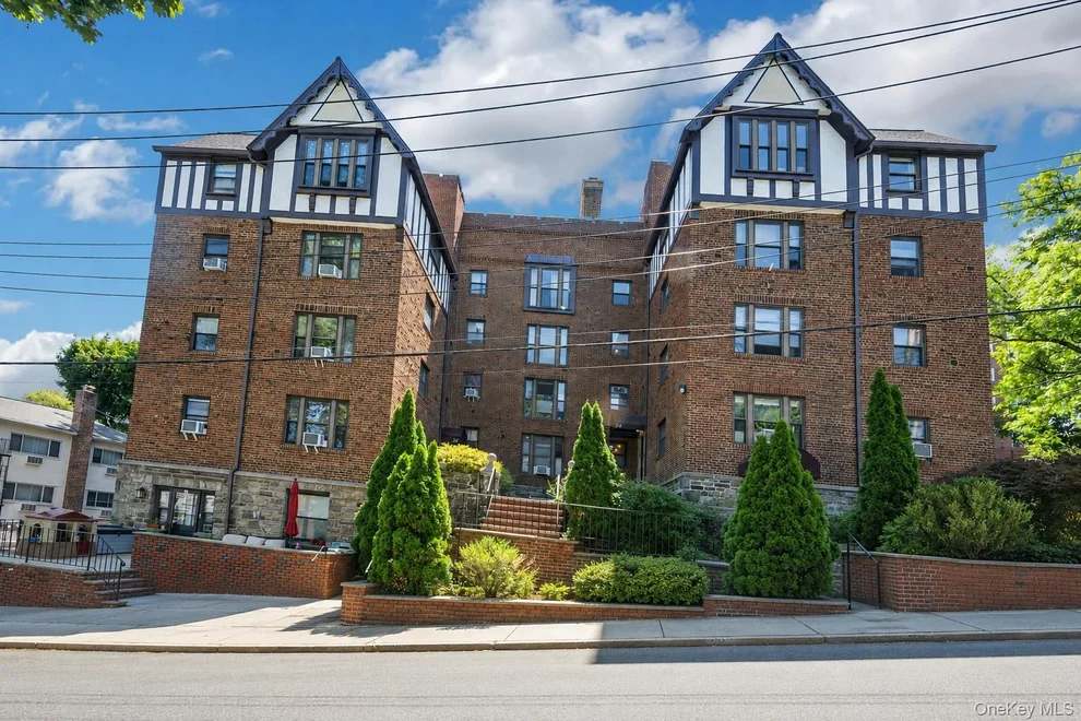 Unit for sale at 36 Westview Avenue, Eastchester, NY 10707