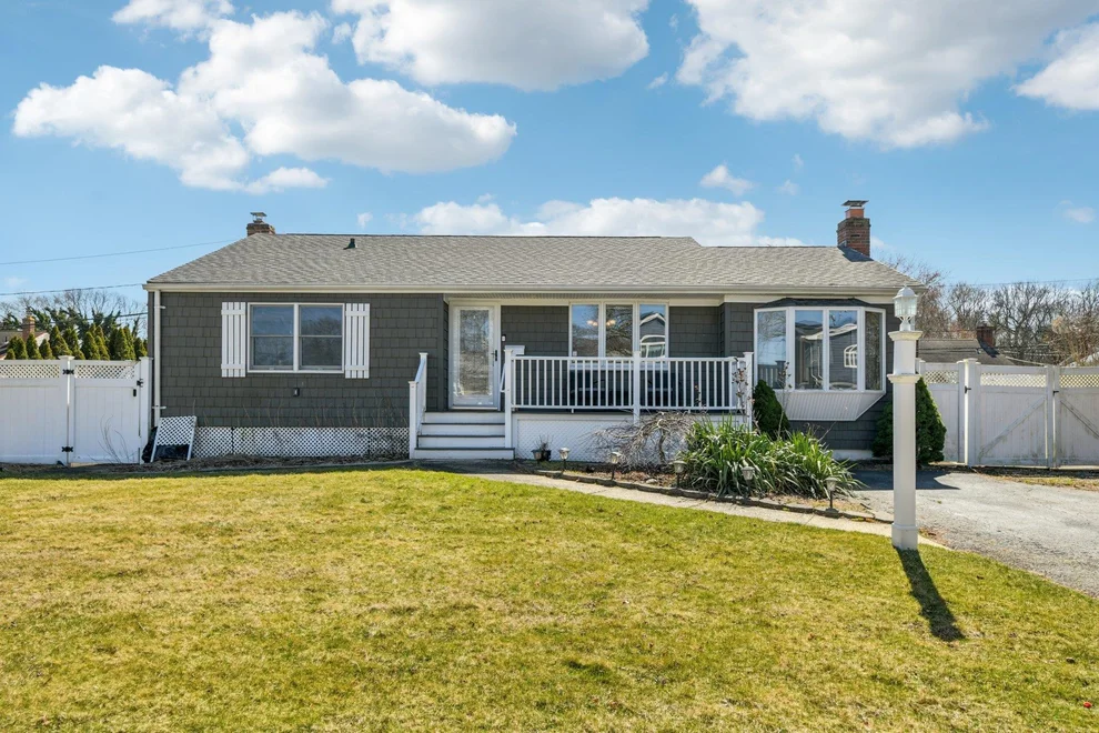 Unit for sale at 18 Franklin Street, Islip, NY 11751
