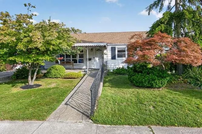 Unit for sale at 84 E Lido Promenade, Babylon, NY 11757