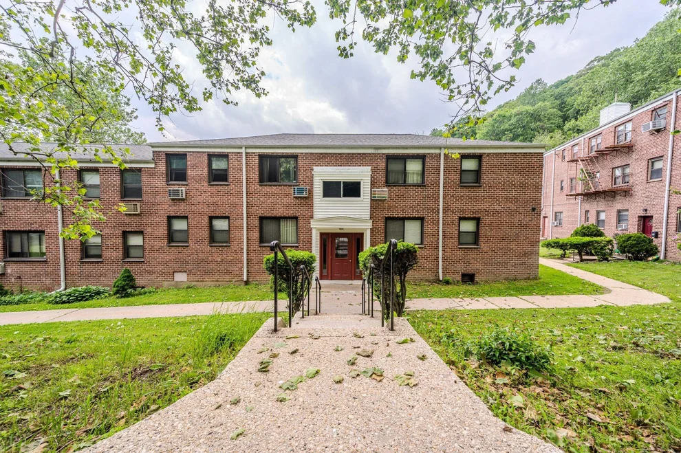 Unit for sale at 130 Virginia Road, White Plains, NY 10603