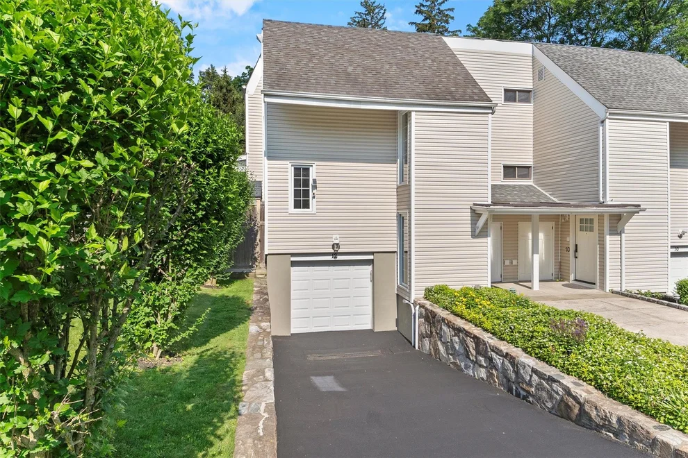 Unit for sale at 12 Downing Court, Greenburgh, NY 10533