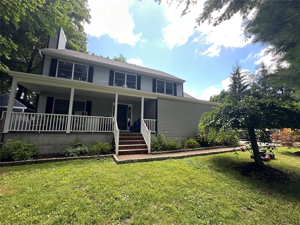 Unit for sale at 58 Narragansett Avenue, Ossining, NY 10562