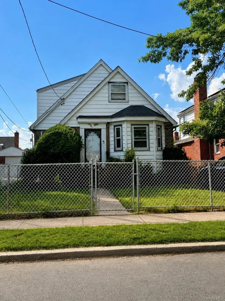 Unit for sale at 49 Everett Street, Hempstead, NY 11580