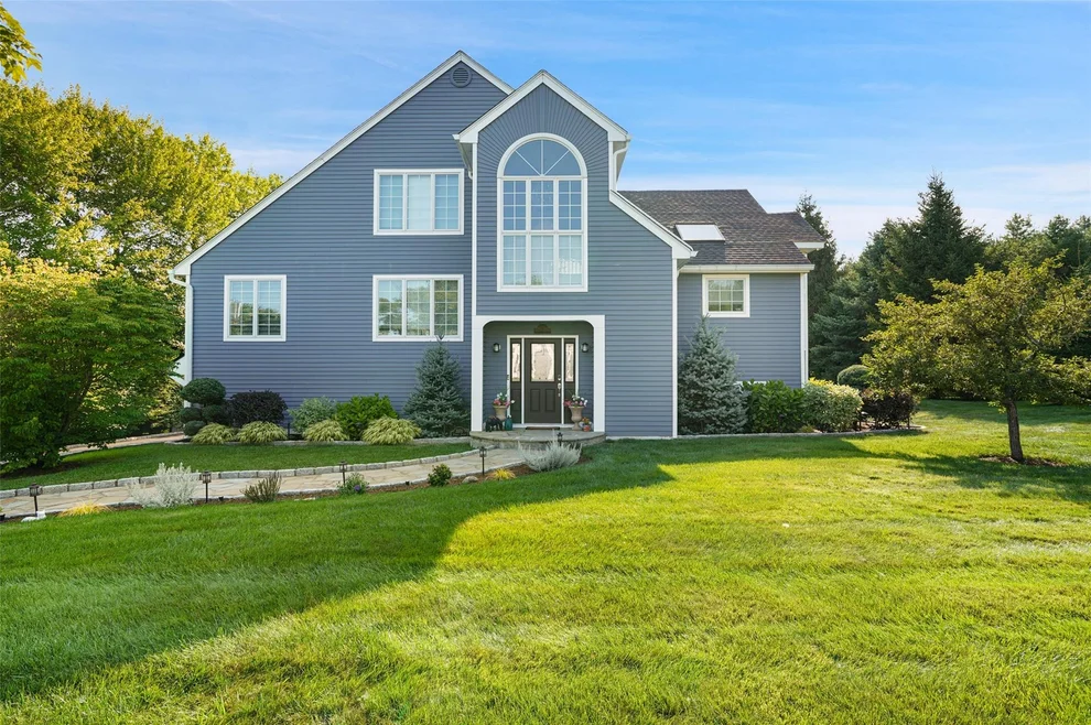 Unit for sale at 3370 Spruce Street, Yorktown, NY 10547