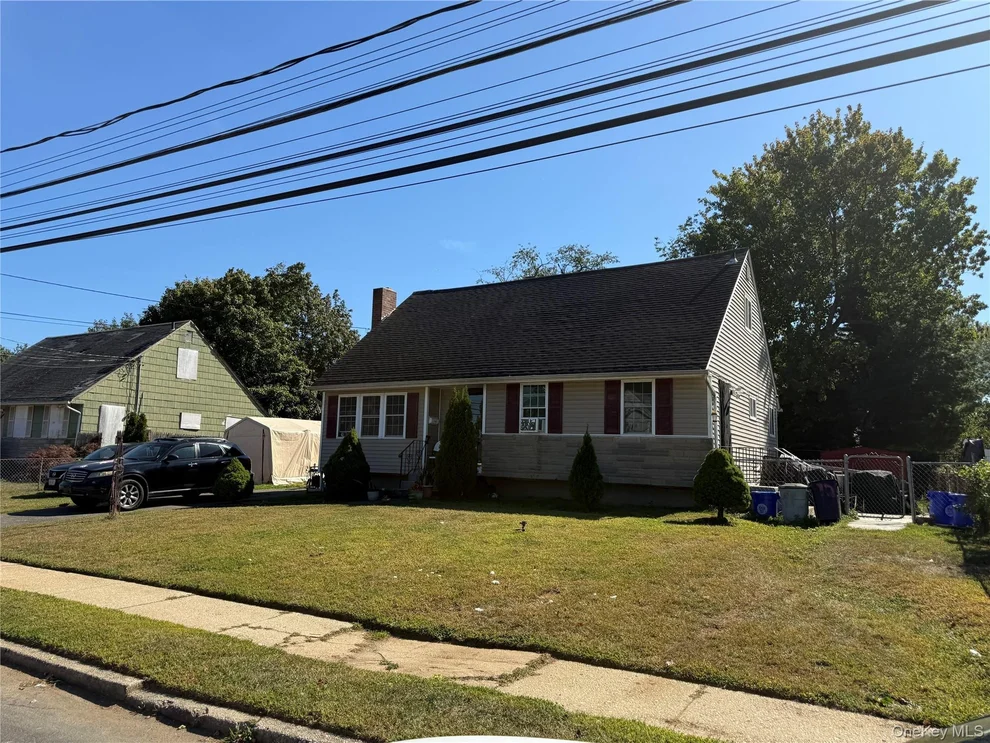 Unit for sale at 13 Ronald Drive S, Babylon, NY 11701