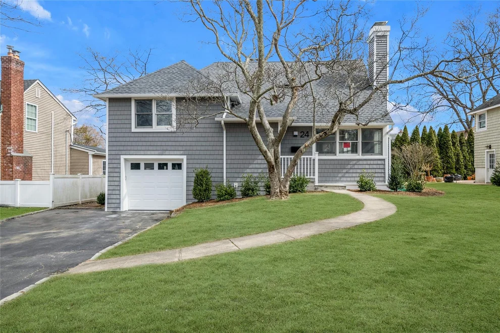Unit for sale at 24 Roxbury Road, North Hempstead, NY 11050