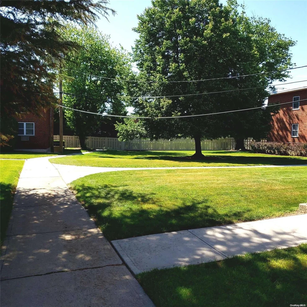 Unit for sale at 214 Farber Drive, Babylon, NY 11704