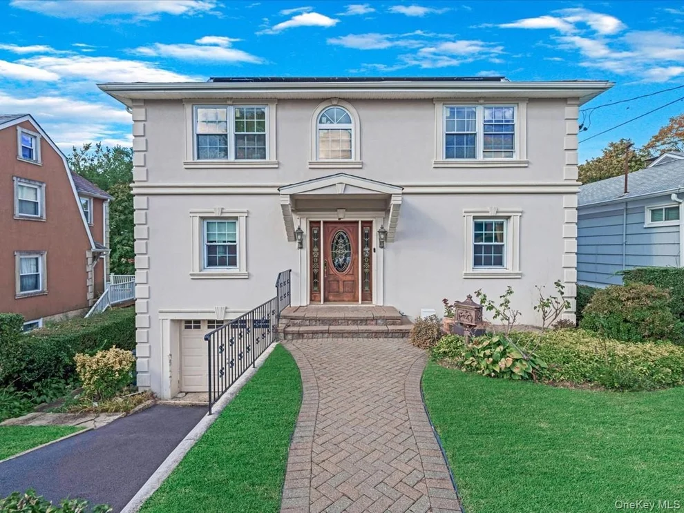 Unit for sale at 33 Berkshire Road, Yonkers, NY 10710