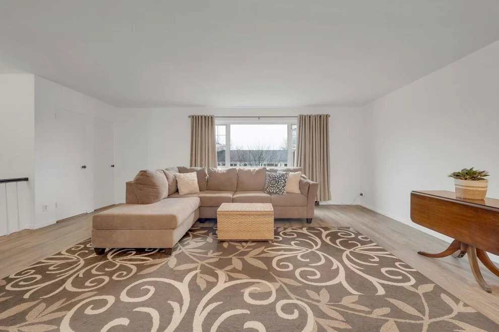 Unit for sale at 11 Westview Avenue, White Plains, NY 10603